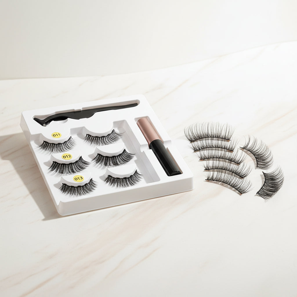 A Pair Of False Eyelashes With Magnets In Fashion