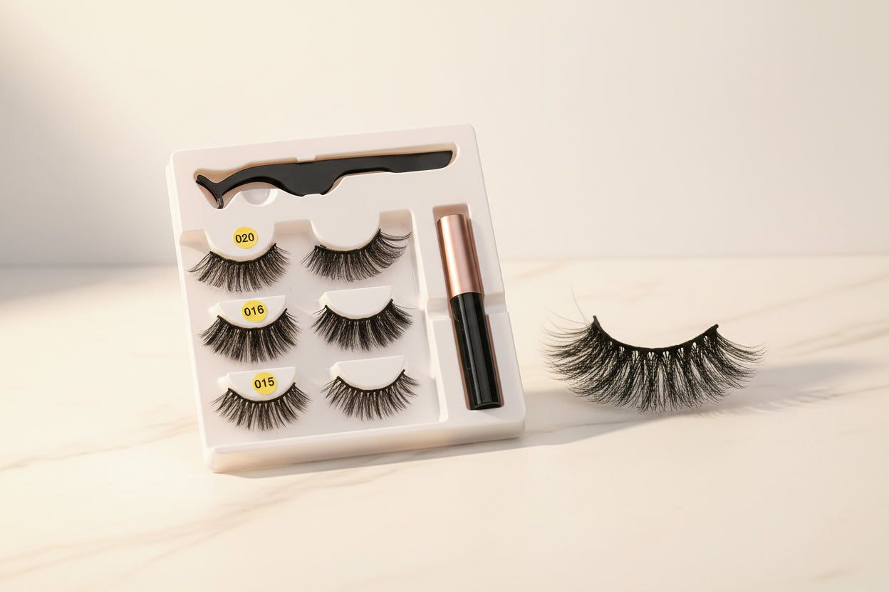 A Pair Of False Eyelashes With Magnets In Fashion